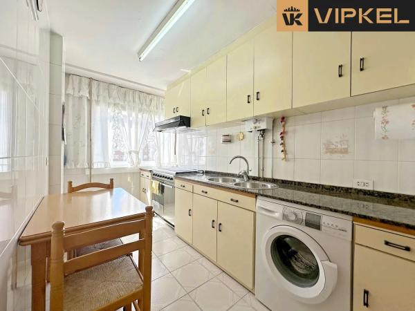 Apartment for sale in  Avenida de Oza, A Coruña photo 4