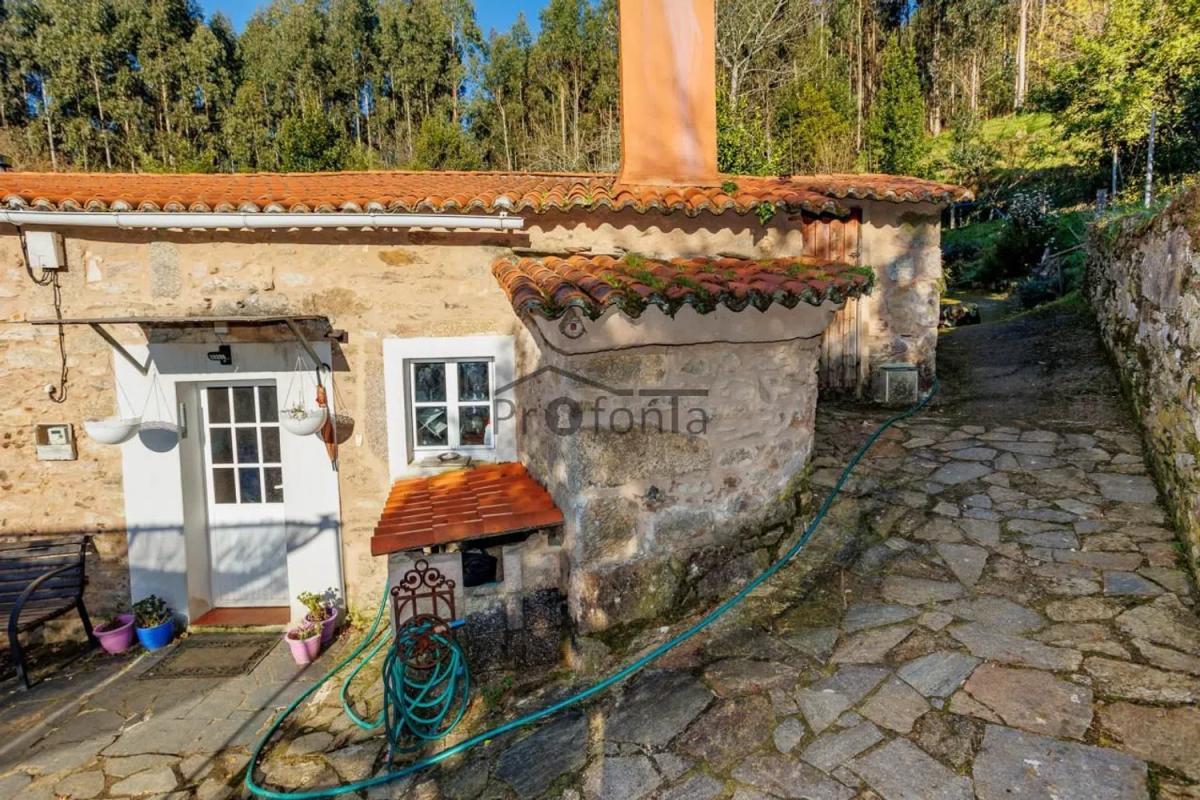 Casa independiente en Rodeiro, Oza-Cesuras
photo 3