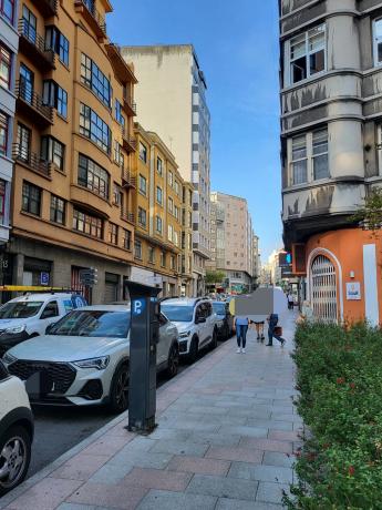 Piso en venta en Avenida Finisterre, 7 / 9, A Coruña thumbnail 2