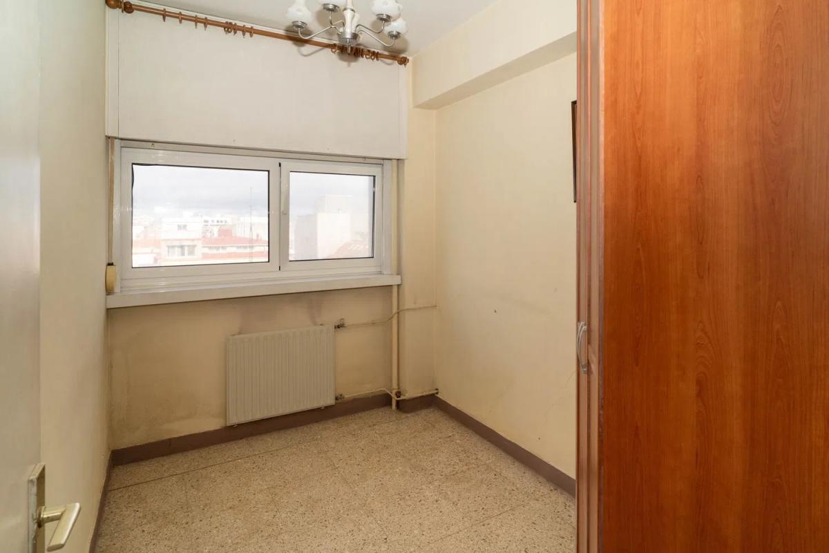 Sale of apartment in Plaza Pontevedra, A Coruña
 photo 2