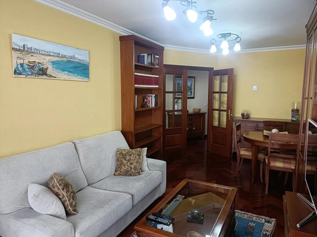 Venta de piso en Calle Panasqueira, Ames
photo 1