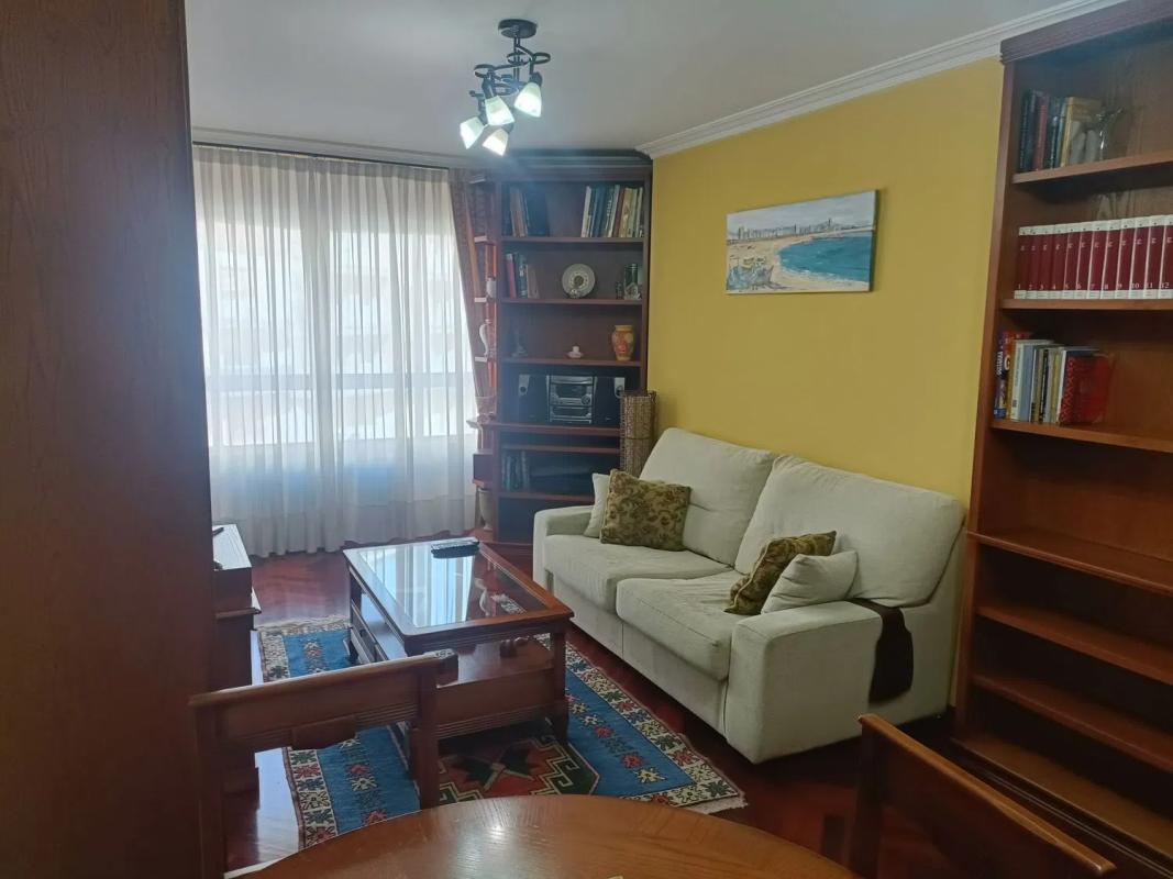 Venta de piso en Calle Panasqueira, Ames
photo 2