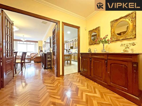 Piso en venta en  Calle Menéndez y Pelayo, A Coruña photo 4