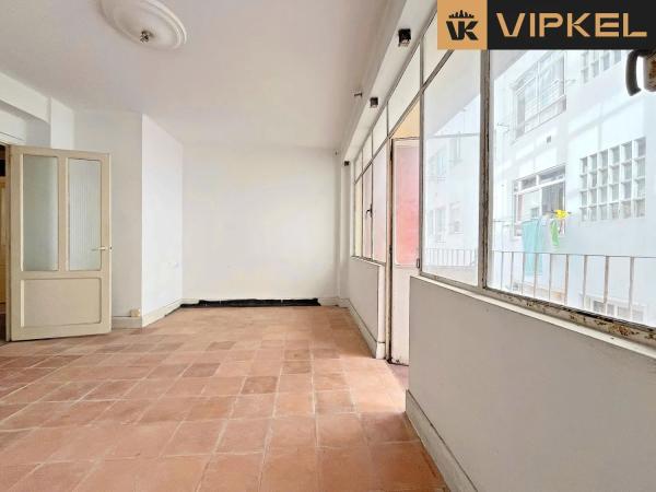 Piso en venta en  Calle Barrié de la Maza, Ferrol photo 3