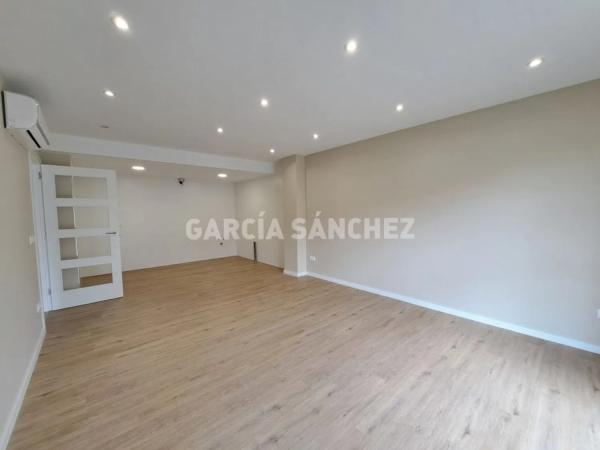 Apartment for sale in , Boiro photo 1