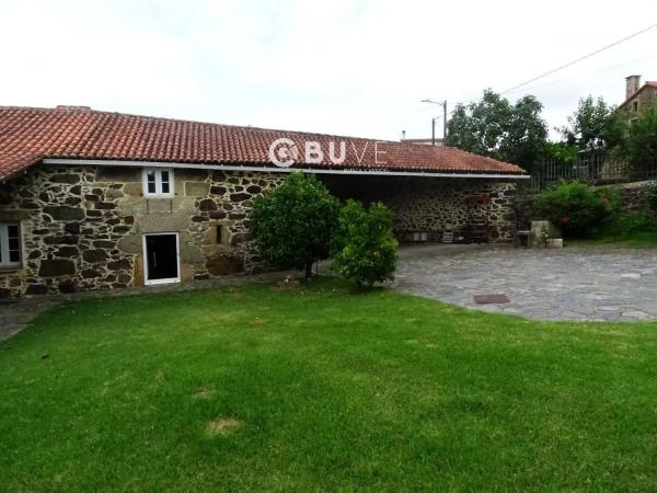 Chalet independiente en venta en Marrozos - Eixo, Santiago de Compostela thumbnail 2