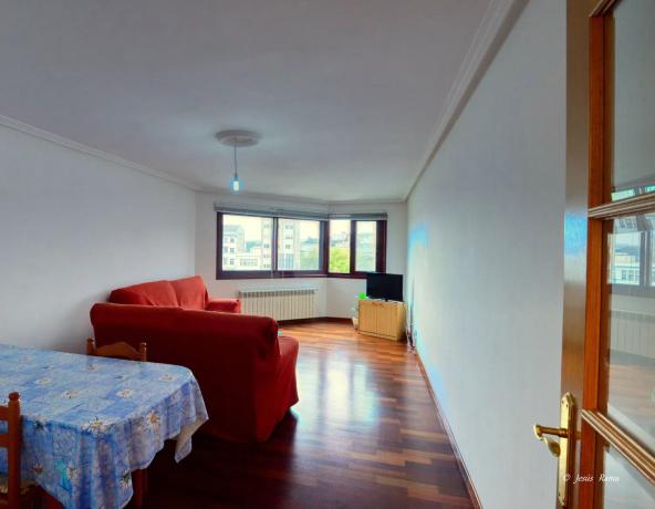 Piso en venta en Avenida Santa Cristina, Oleiros thumbnail 1