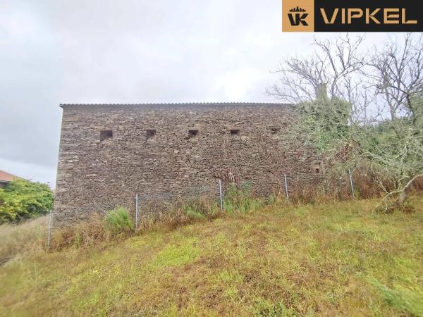 Chalet independiente en venta en , O Pino thumbnail 2