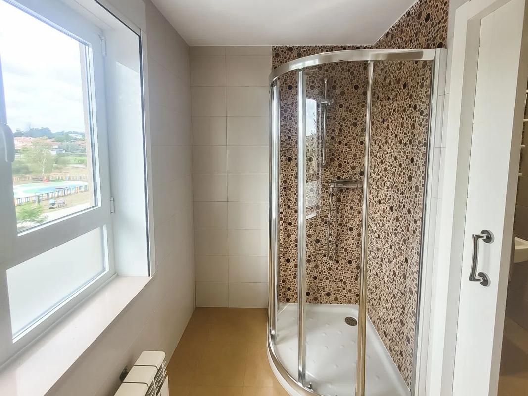 Sale of independent chalet in Calle da Barrosa, 67, Santiago de Compostela
 photo 5