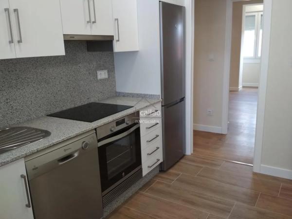 Piso en venta en Canido, Ferrol photo 1