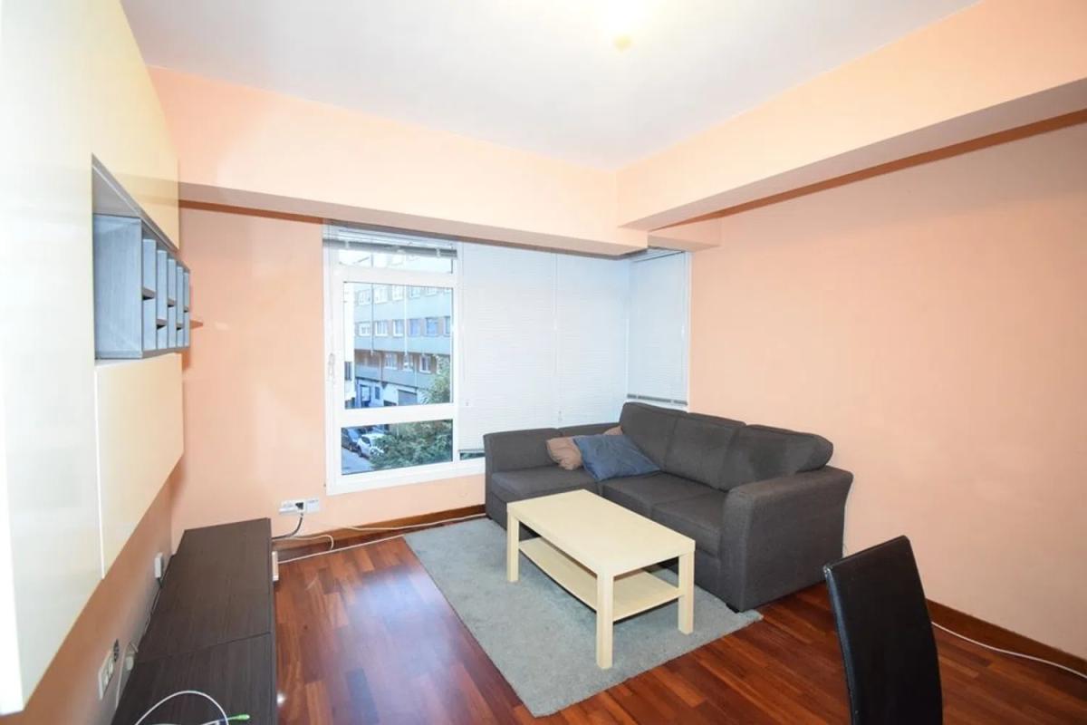 Продажа квартиры на Calle Sagrada Familia, А Coruña
photo 2