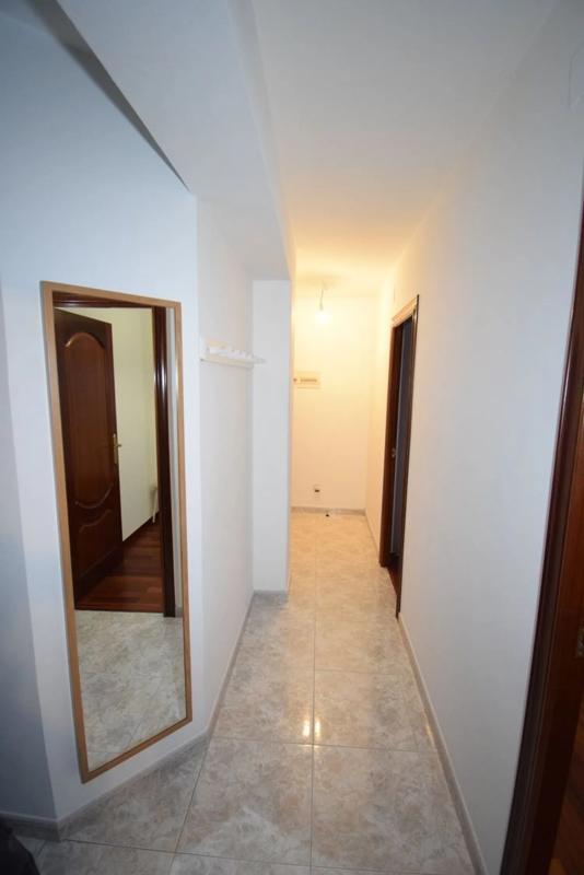 Продажа квартиры на Calle Sagrada Familia, А Coruña
photo 4
