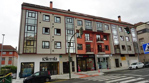 Piso en venta en  Avenida da Maía, 28, Ames photo 1
