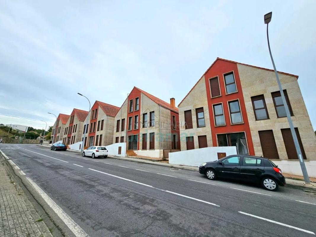 Sale of apartment in Calle Alcalde Fernández Bermúdez, Ribeira
photo 1