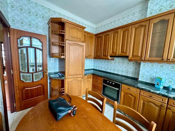 Piso en venta en Plaza de España, Ferrol thumbnail 1