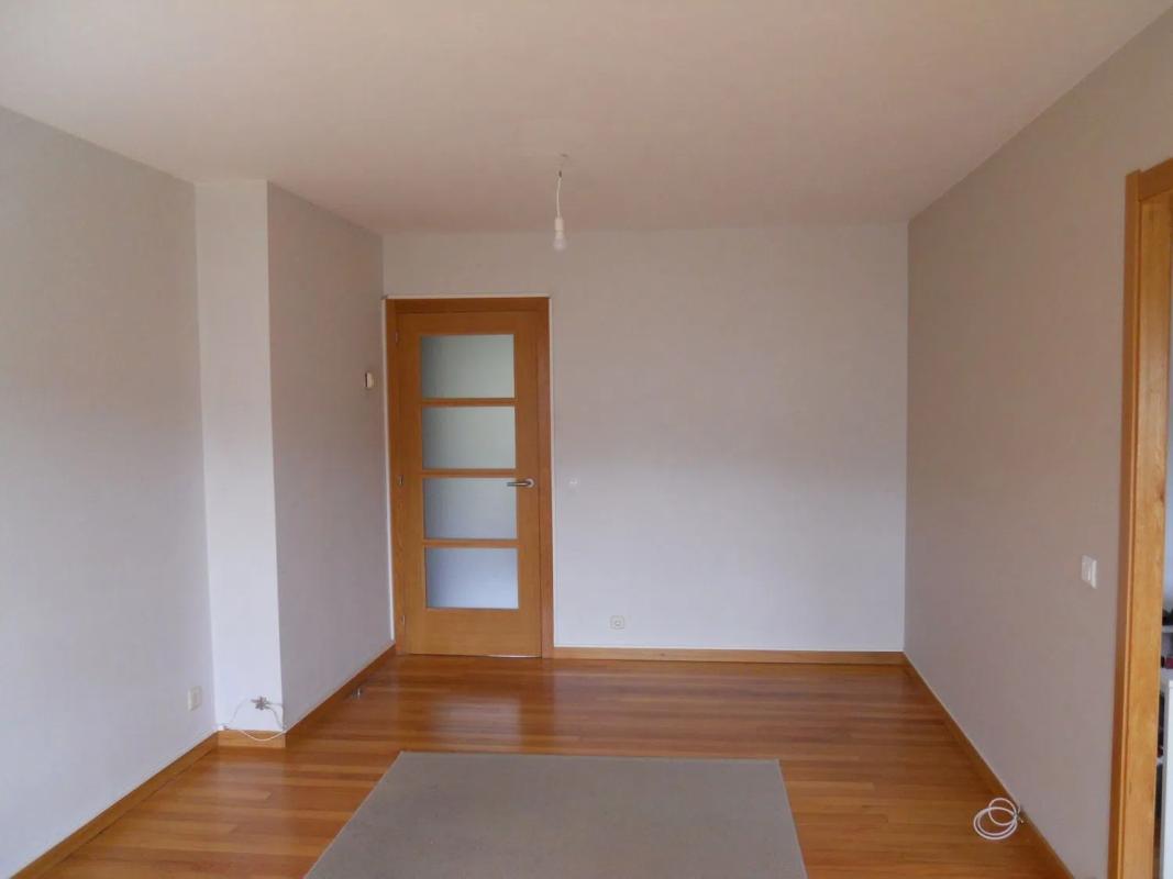 Venta de piso en Calle Carballo, 1, Santiago de Compostela
 photo 2