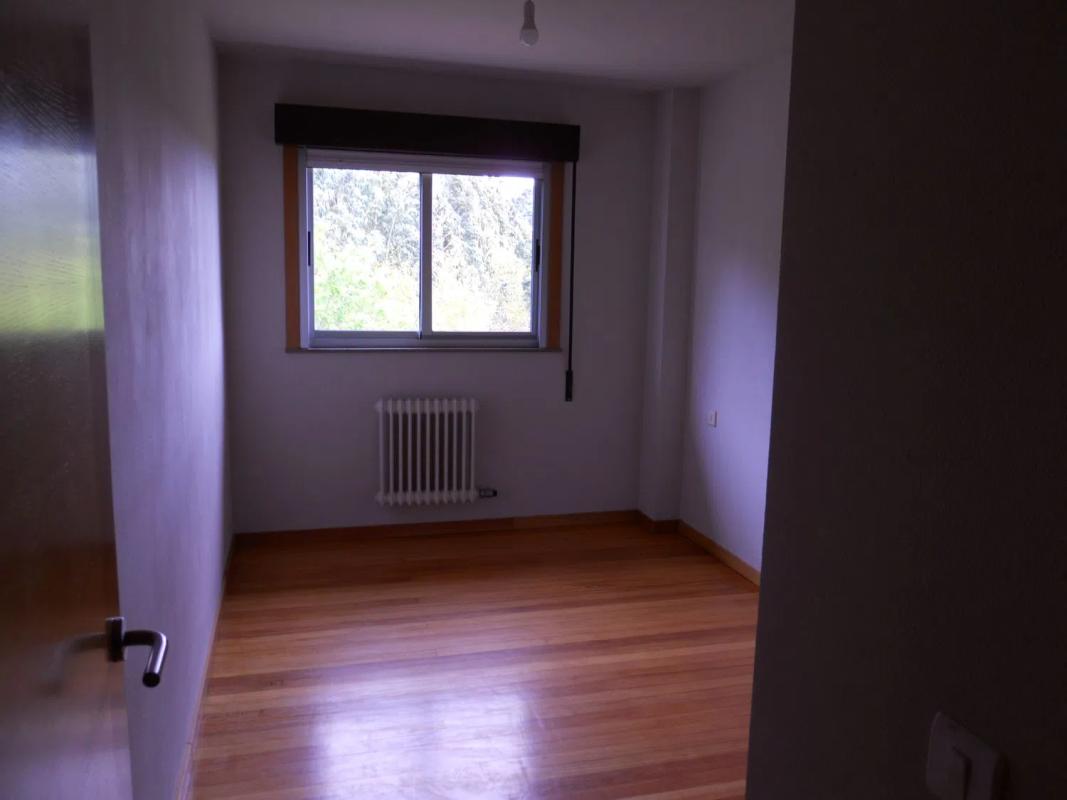 Venta de piso en Calle Carballo, 1, Santiago de Compostela
 photo 3