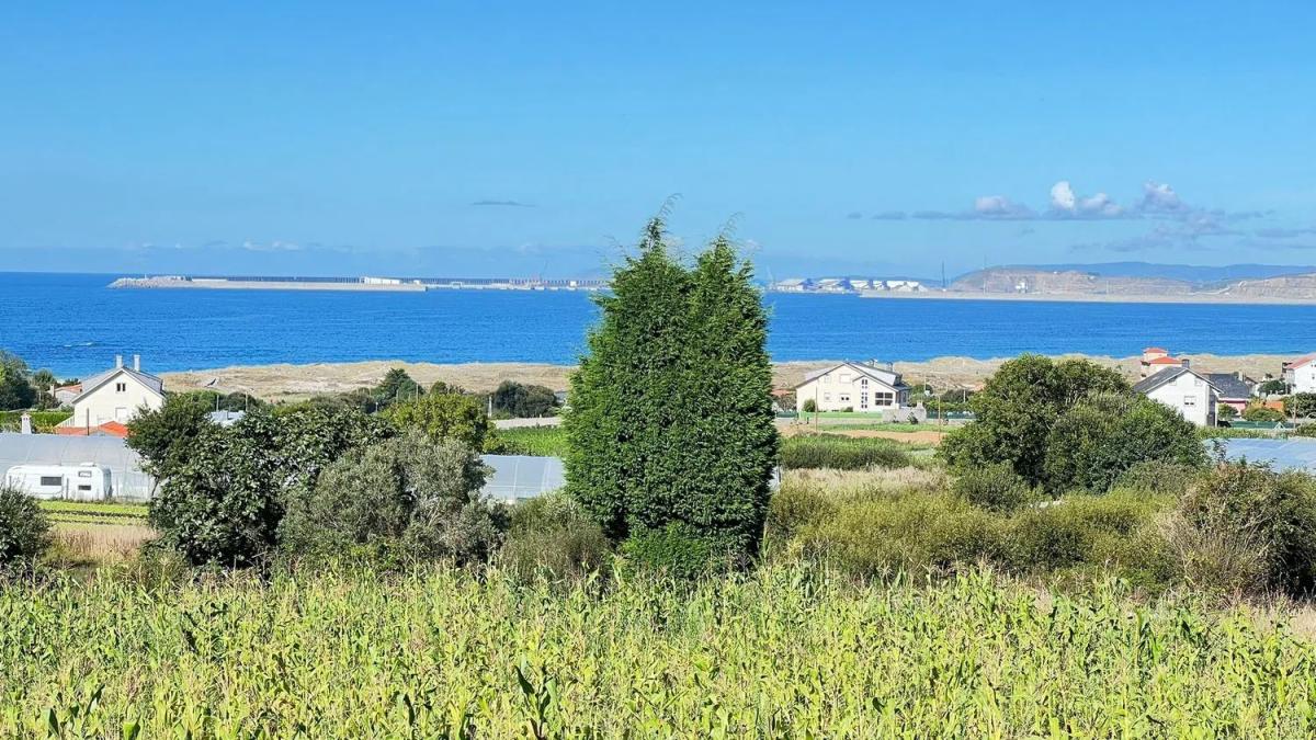 Sale of independent chalet in Travesía de Chamín, Arteijo
 photo 2