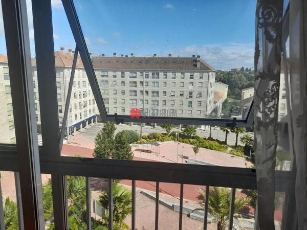 Mieszkanie na sprzedaż w Calle de Daniel García Ramos, Santiago de Compostela photo 1