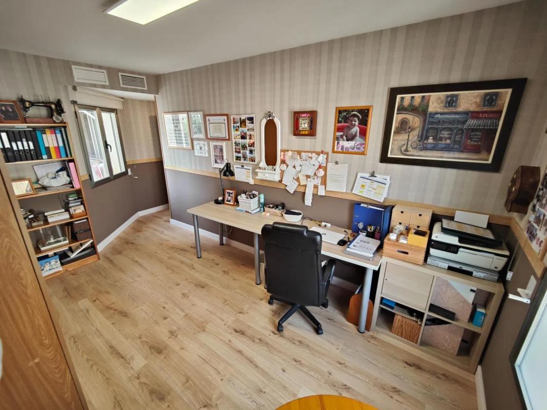 Sale of apartment in Calle de Joan Baptista Baset i Ramos, El Campello
 photo 5