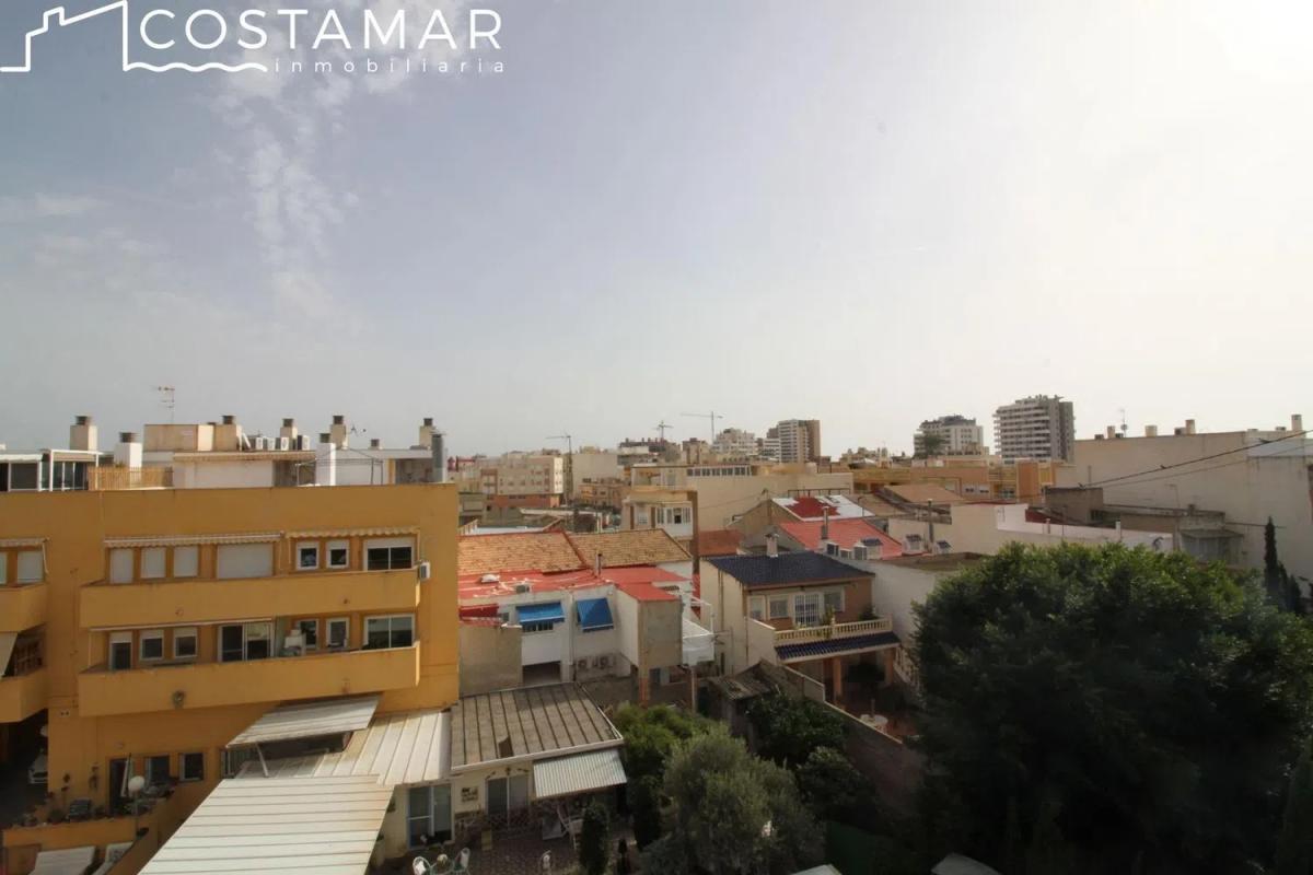 Sale of apartment in Calle de Jorge Juan, 13, El Campello
 photo 2