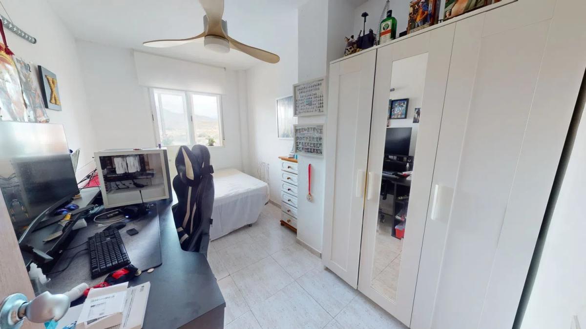 Продажа пентхауса на  Calle de la Venta de Marc Antoni, Эль Кампельо photo 5