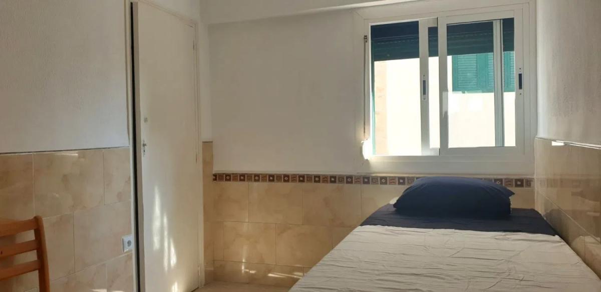 Sale of apartment in Campello Playa, El Campello
 photo 5