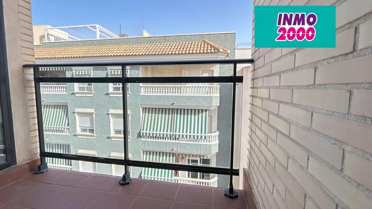 Venta de piso en Calle del Pla de Sarrió, El Campello
 photo 2