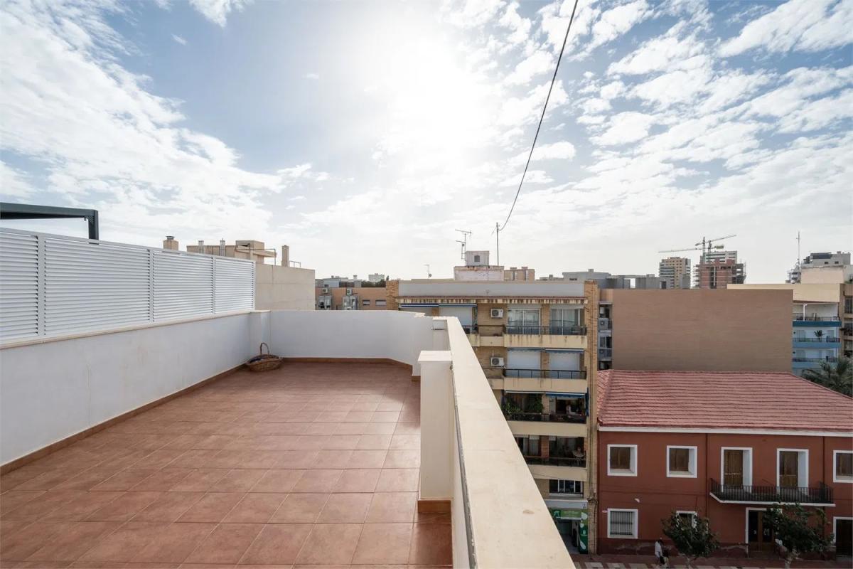 Penthouse sale in  Avenida de la Generalitat, 29 --1, El Campello photo 3