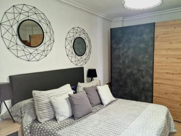 Apartment for sale in  Campello Playa, El Campello photo 4