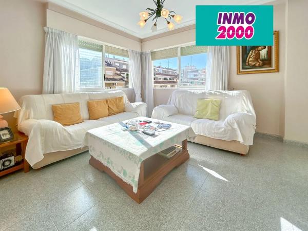 Piso en venta en  Calle de Colón, El Campello photo 2