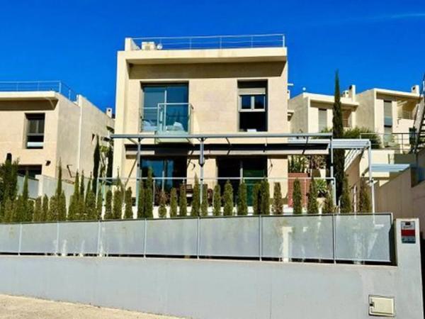 Коттедж на продажу в  Campello Pueblo, El Campello photo 2
