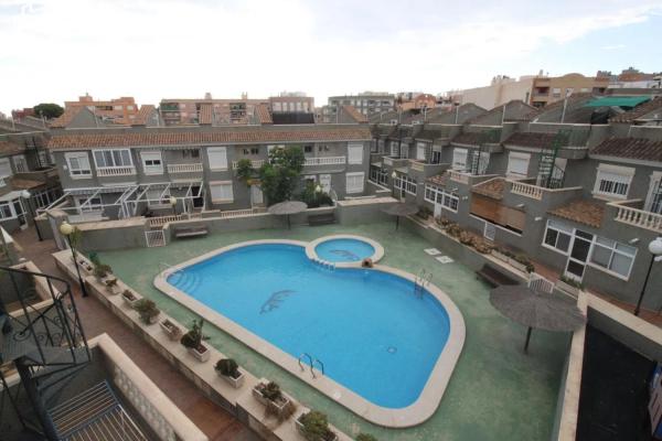 Коттедж на продажу в  Calle Llauradors, 12, El Campello photo 1