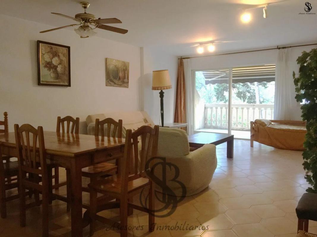 Sale of apartment in Calle Sant Bartomeu, El Campello
 photo 3