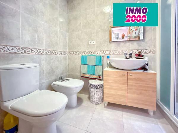 Apartment for sale in Calle Puig Coronat, El Campello thumbnail 2