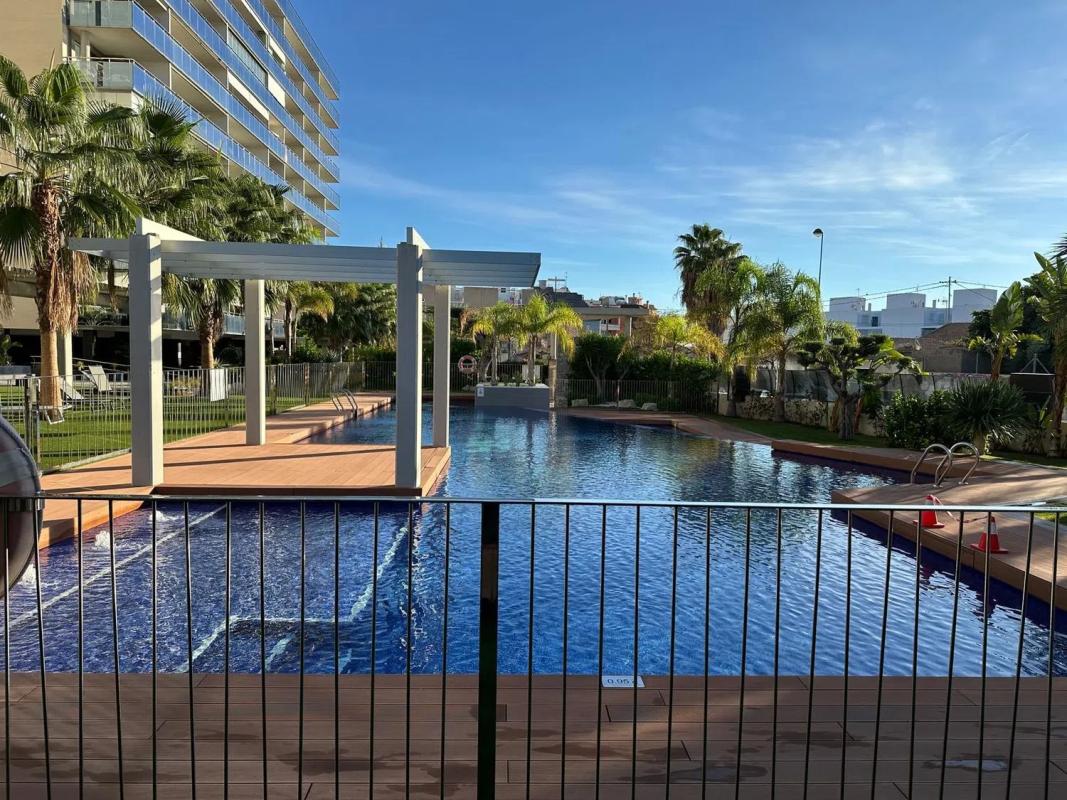 Sale of apartment in Campello Playa, El Campello
photo 1