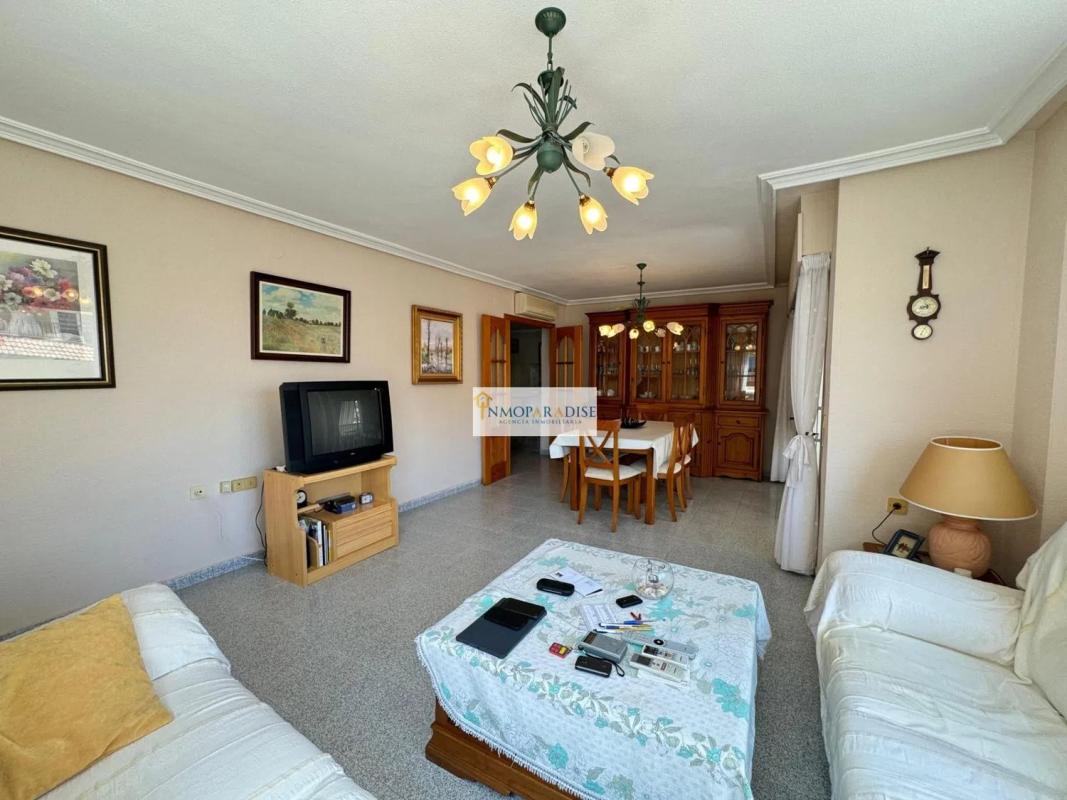 Sale of apartment in Calle de Colón, El Campello
photo 5