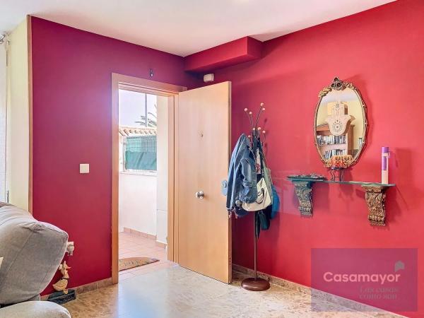 Коттедж на продажу в  Calle Serra de Bèrnia, El Campello photo 4