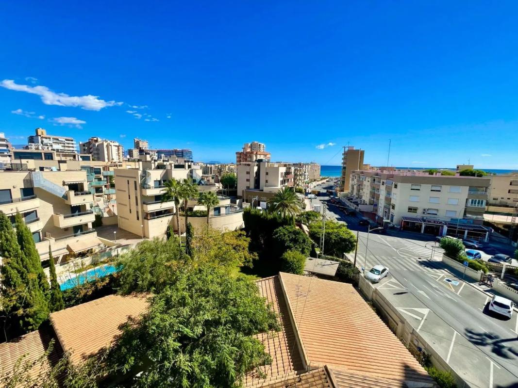 Venta de ático en  Avenida d'Alacant, El Campello photo 3