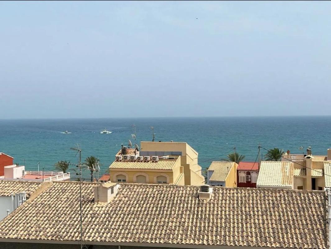 Venta de piso en Campello Playa, El Campello
photo 1