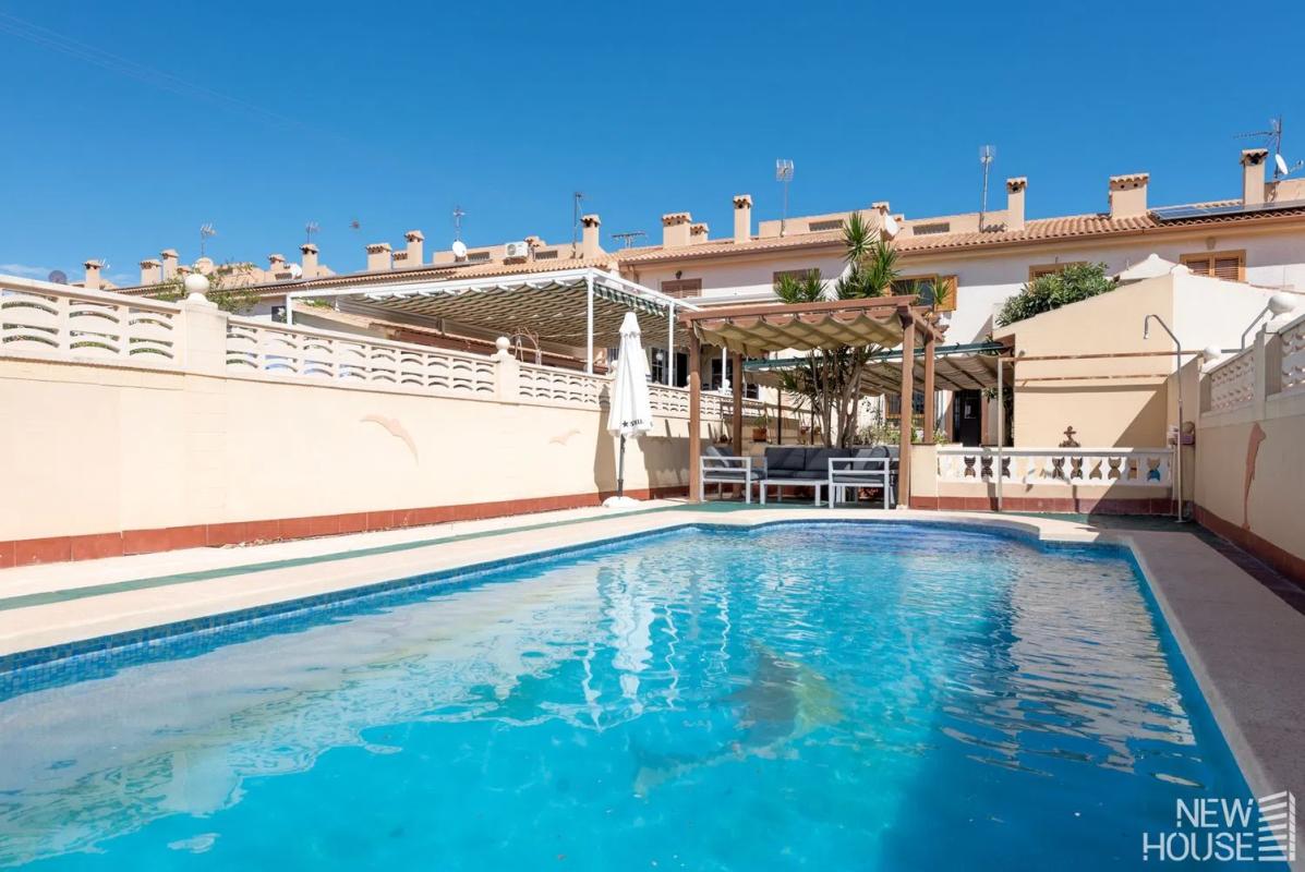 Venta de chalet independiente en Calle Puig Coronat, El Campello
photo 1