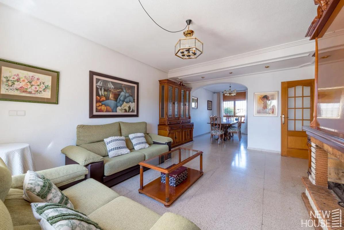 Venta de chalet independiente en Calle Puig Coronat, El Campello
photo 5
