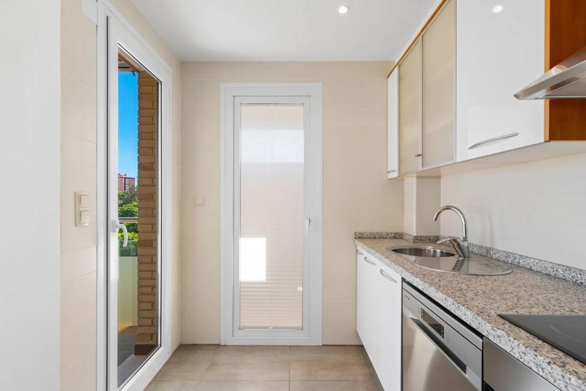 Venta de piso en Calle Vicent Blasco i Ibáñez, 23, El Campello
photo 3