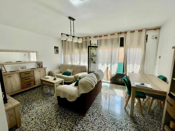 Продажа квартиры в Calle de Vicente Payà, 2 -B, El Campello photo 1