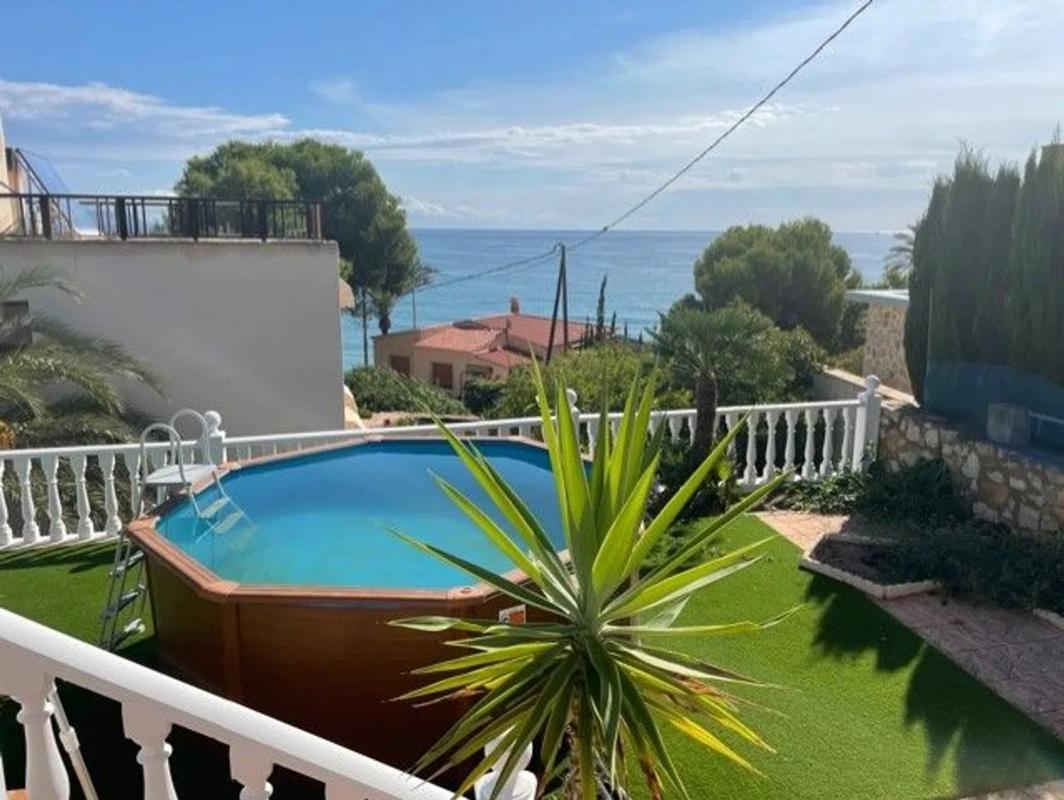 Venta de chalet independiente en Pueblo Español - Coveta Fumá, El Campello
photo 1