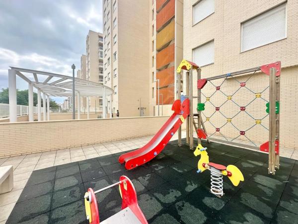 Продажа квартиры в Avenida Ausiàs March, El Campello thumbnail 2