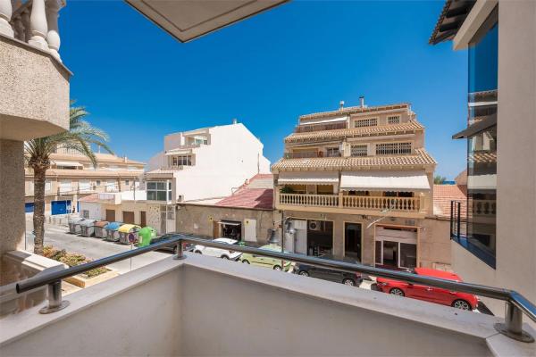 Piso en venta en  Avenida del Carrer de la Mar, 2 -10, El Campello photo 1