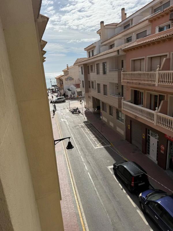 Sale of apartment in Avenida del Carrer de la Mar, El Campello
photo 2