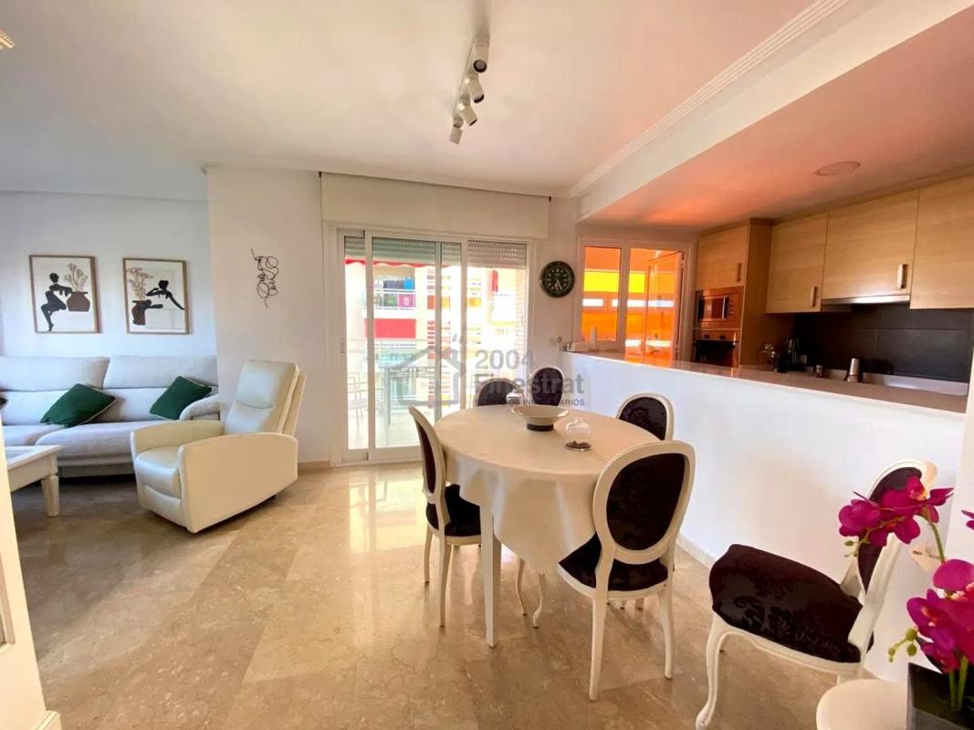 Sale of apartment in Avenida Ausiàs March, El Campello
 photo 2