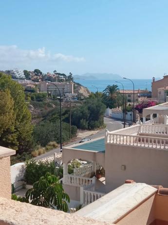 Independent chalet for sale in Calle de Torrevella, El Campello thumbnail 1